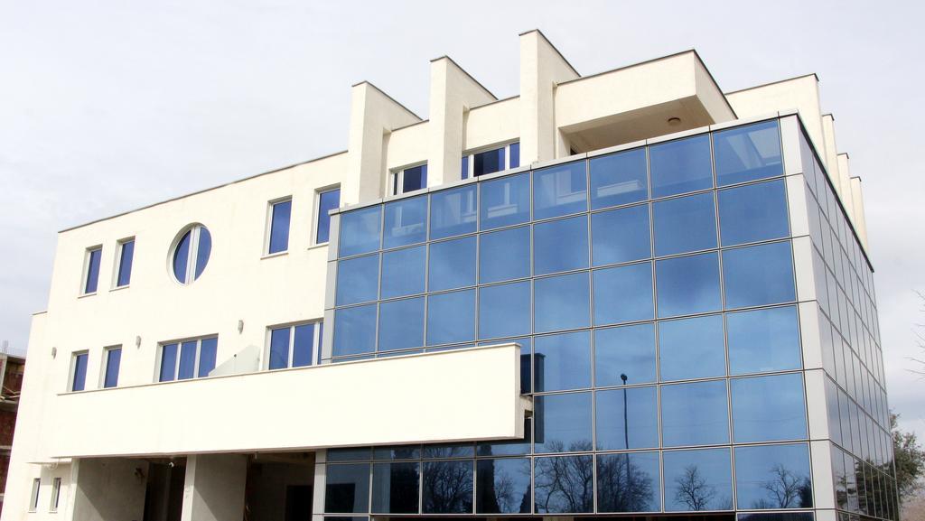Crystal Apartments Улцинь Экстерьер фото