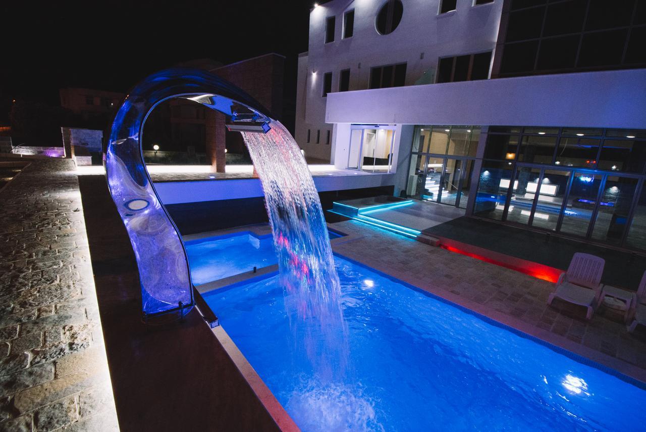 Crystal Apartments Улцинь Экстерьер фото