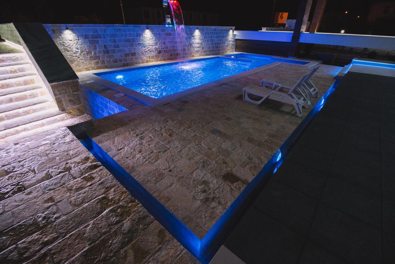 Crystal Apartments Улцинь Экстерьер фото