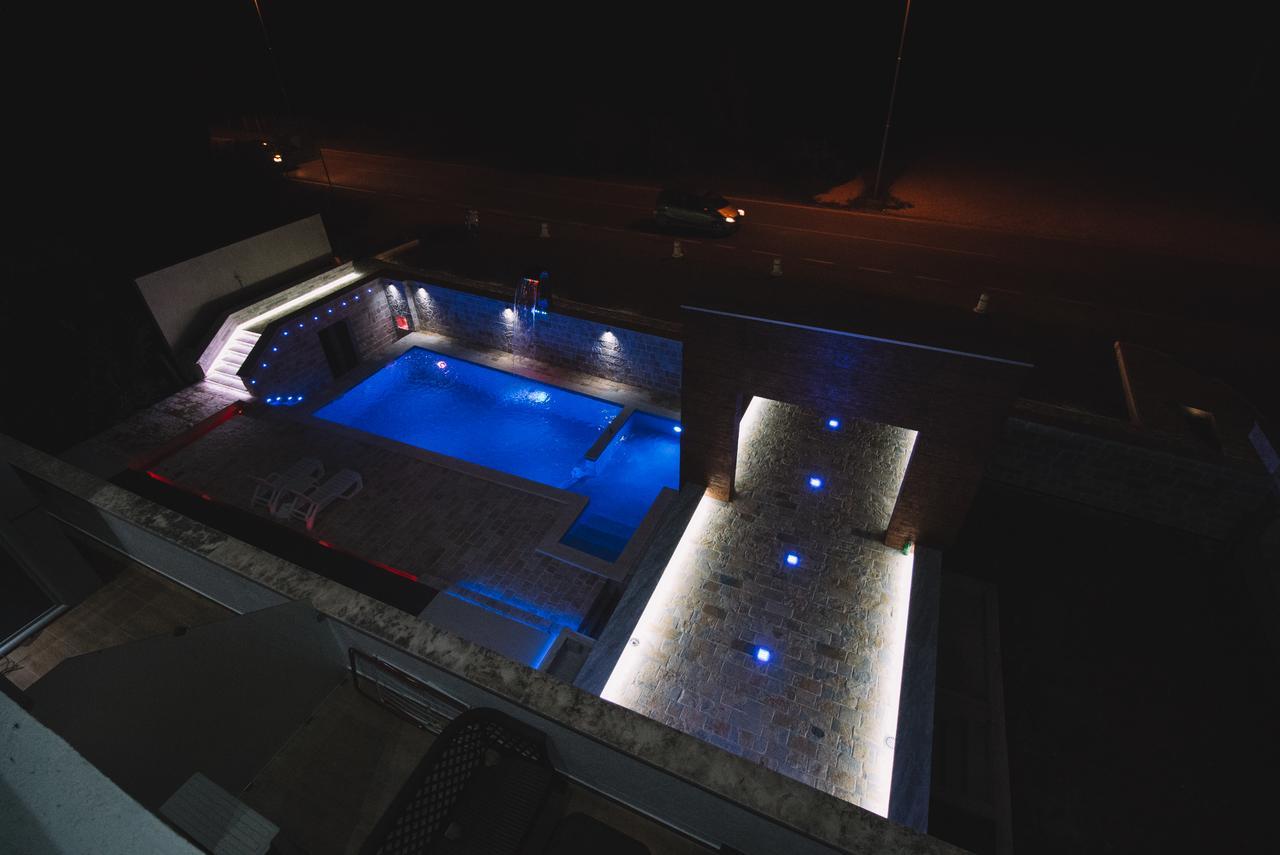 Crystal Apartments Улцинь Экстерьер фото